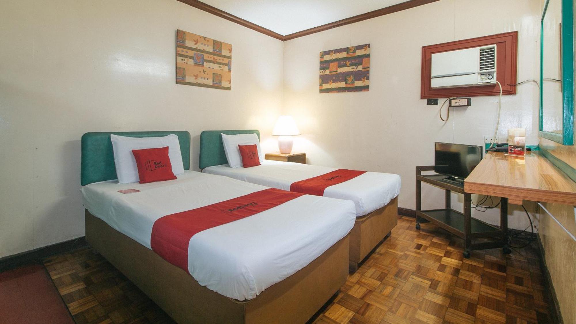 Reddoorz At Broadway Court Apartelle เกซอนซิตี้ ภายนอก รูปภาพ